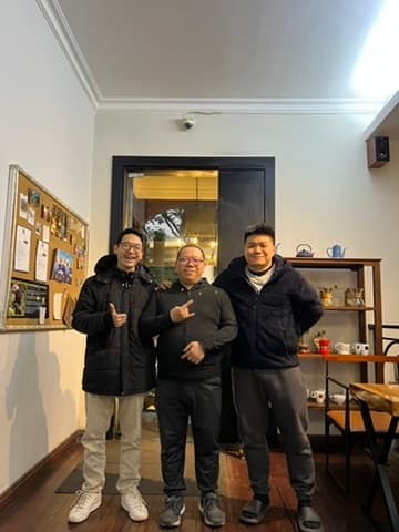 Họp team tại Noble Moment cafe
